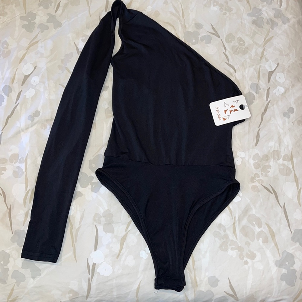 NWT 8 Birdies One shoulder Long Sleeve Body Suit